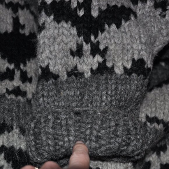 COWICHAN Wool HAND KNIT Eagle Zip-up WINTER Grey & Black unisex Sweater COAT M - Picture 6 of 7